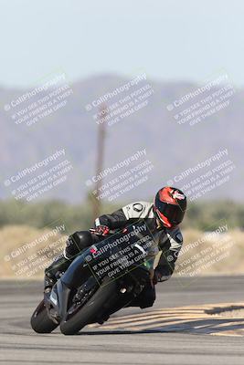 media/Nov-30-2025-TrackXperience (Sun) [[c0061d280f]]/3-Level 1/Session 3 (Turn 16)/